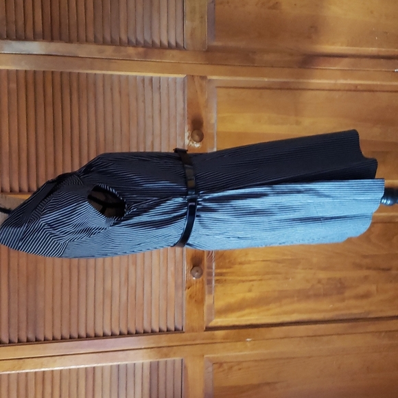 Gently worn Byer black and white belted pinstrip button down XL dress - Picture 6 of 10